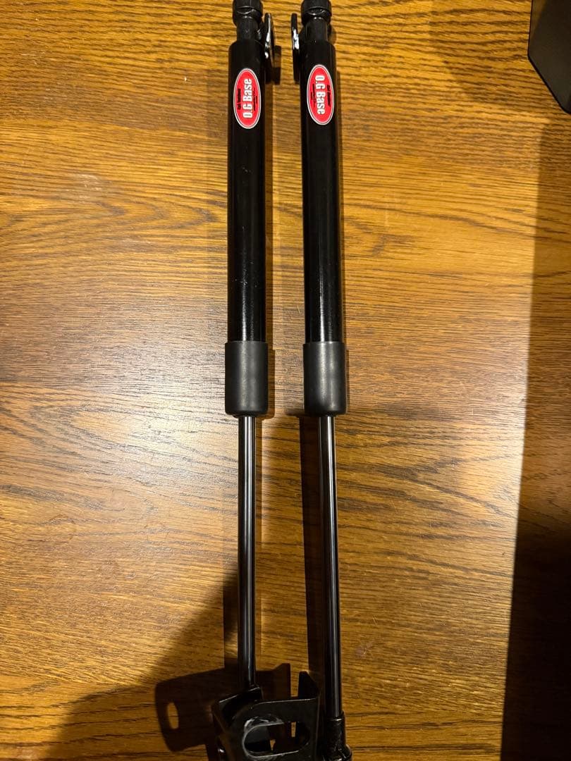 ランドクルーザー70 O.G.BASE ボンネットダンパー