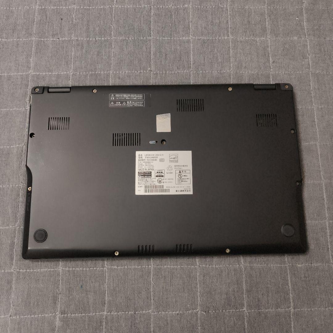 日本製 Fujitsu 美品 12世代 i5 8GB SSD512GB 超軽量