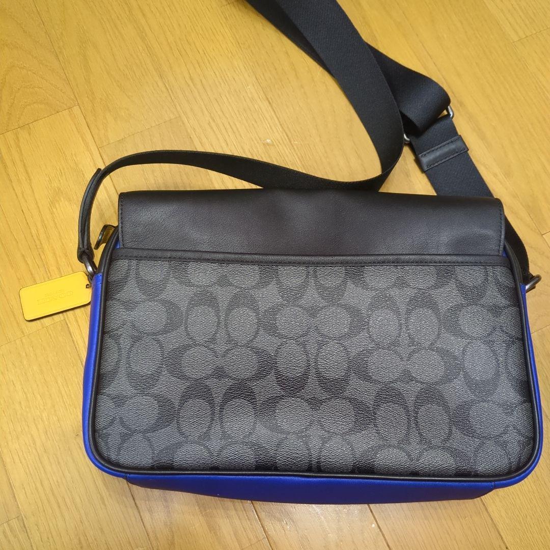 COACH ショルダーバッグ ブラック/ブルー　トラック クロスボディ