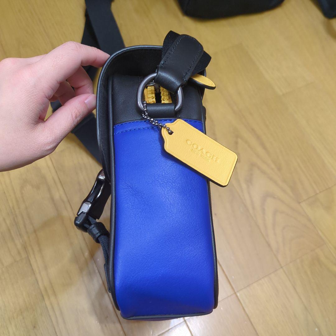COACH ショルダーバッグ ブラック/ブルー　トラック クロスボディ