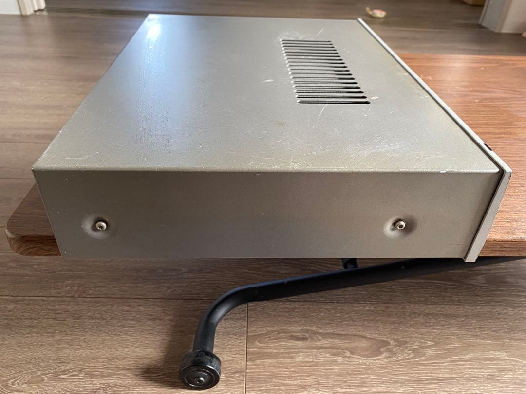 オリギスプリメインアンプ Arcam FMJ A32