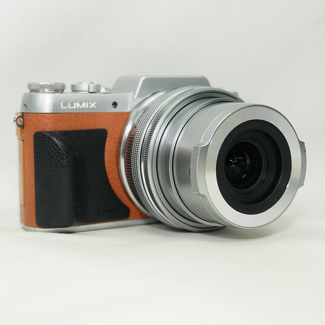 オリンパス電動パンケーキレンズ M.ZUIKO 14-42mm+自動開閉キャップ