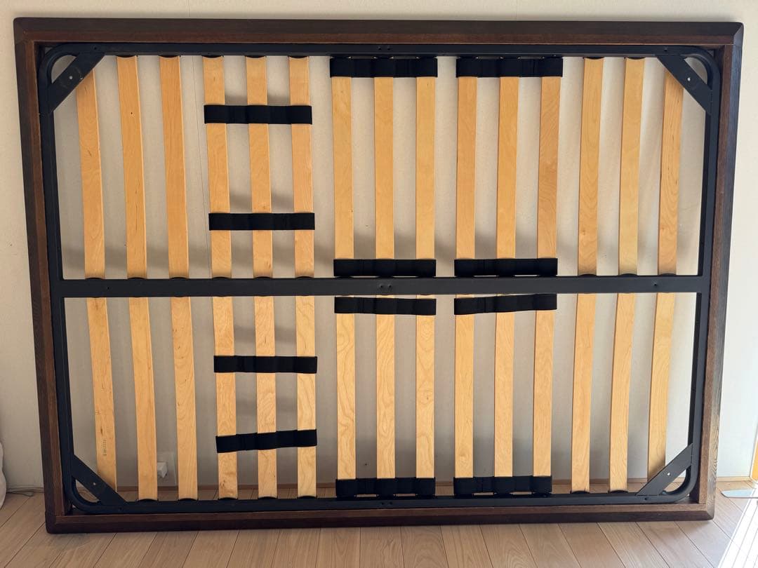 無印良品　ウォールナット ダブルベッドフレーム　ヘッドボード付き　旧商品