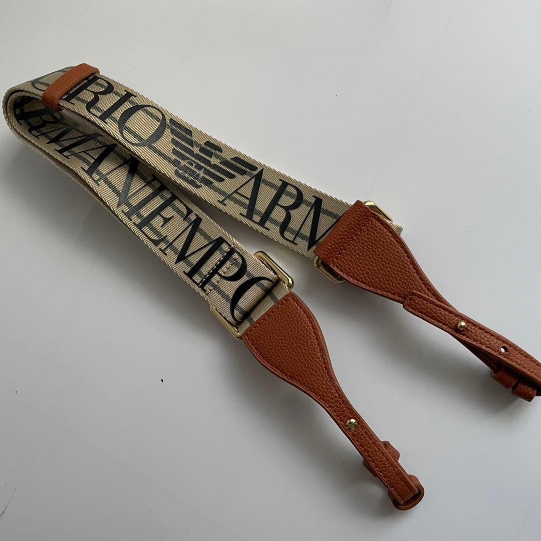 ✨️未使用保管✨️ Emporio Armani ショルダーバッグ　ブラウン