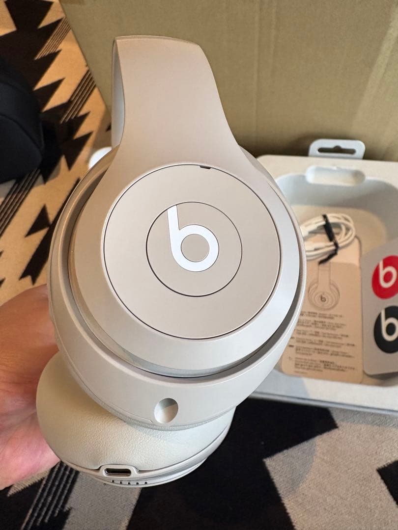 BEATS STUDIO PRO サンドストーン