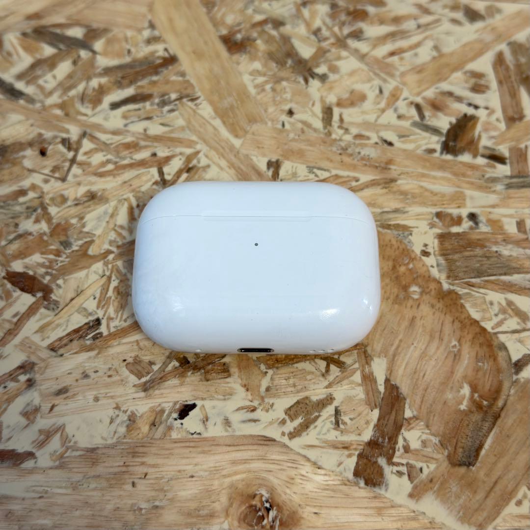 【中古】Apple AirPods Pro2 ライトニング端子モデル