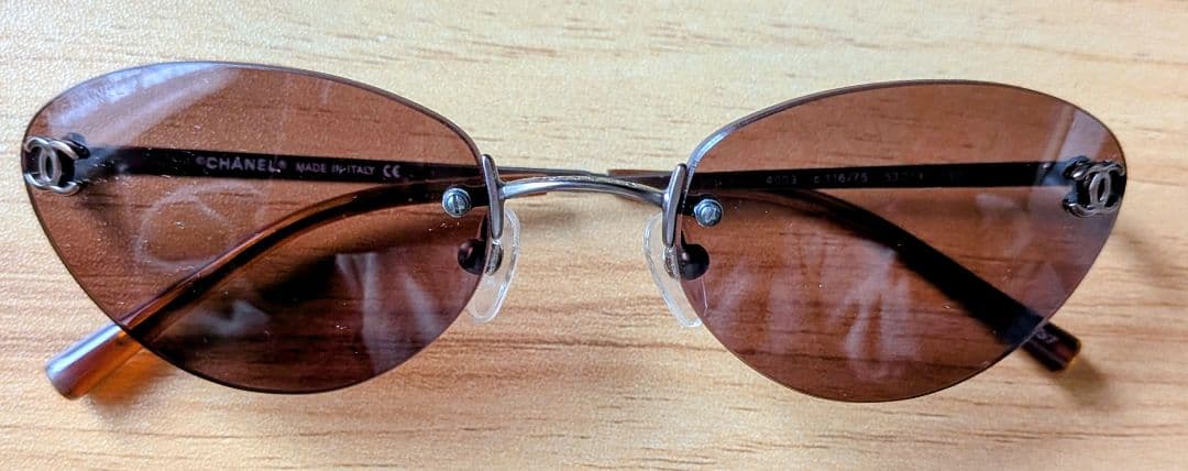CHANEL ブラウン キャットアイ サングラス