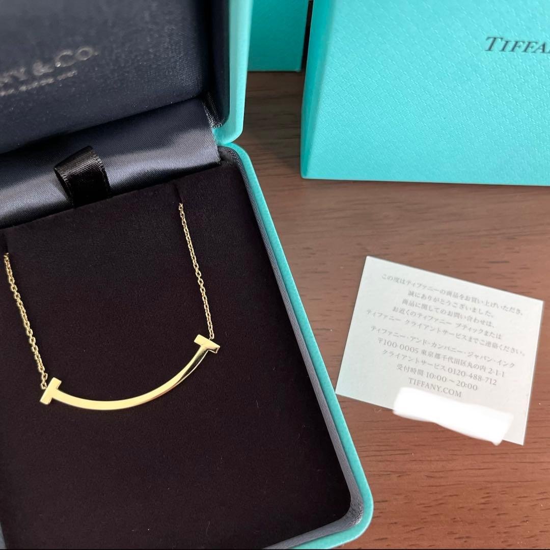 【mommy】ティファニー Tスマイル ペンダント ミディアム