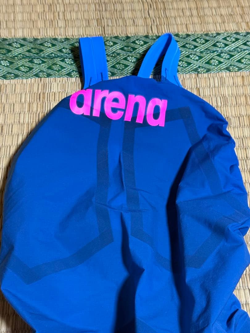 試着のみ　最新　アリーナ　高速水着　競泳水着　アクアフォースストームCP S