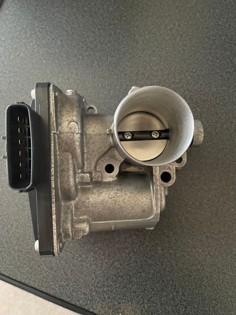 ラージサイズスロットル　R06Aエンジン搭載車用