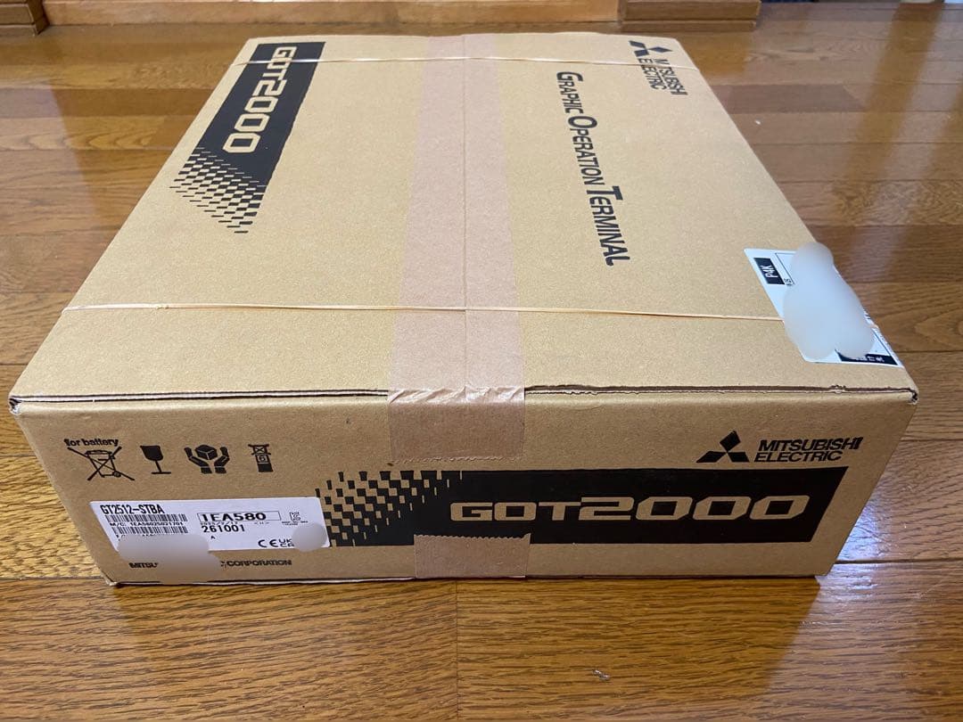 三菱電機GOT2000 GT2512-STBA