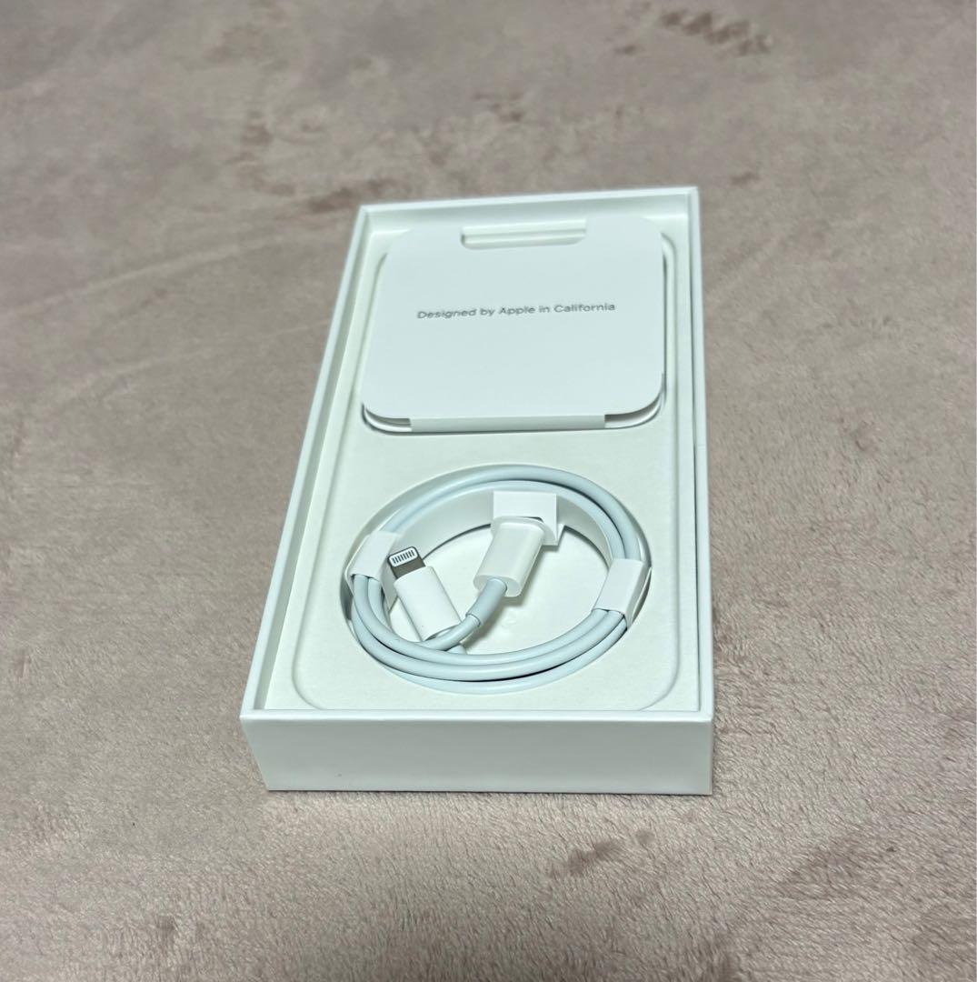 iPhone 13 スターライト 128GB 本体