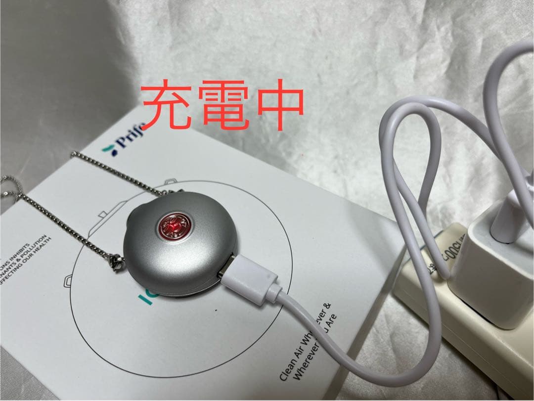 携帯空気清浄機　イオンシールド　シルバー