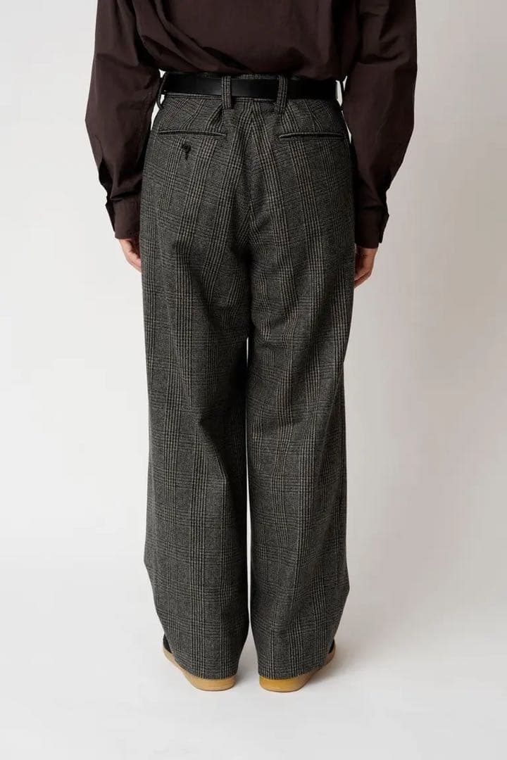 Tweed Check Wide Trousers（ユニバーサルプロダクツ）