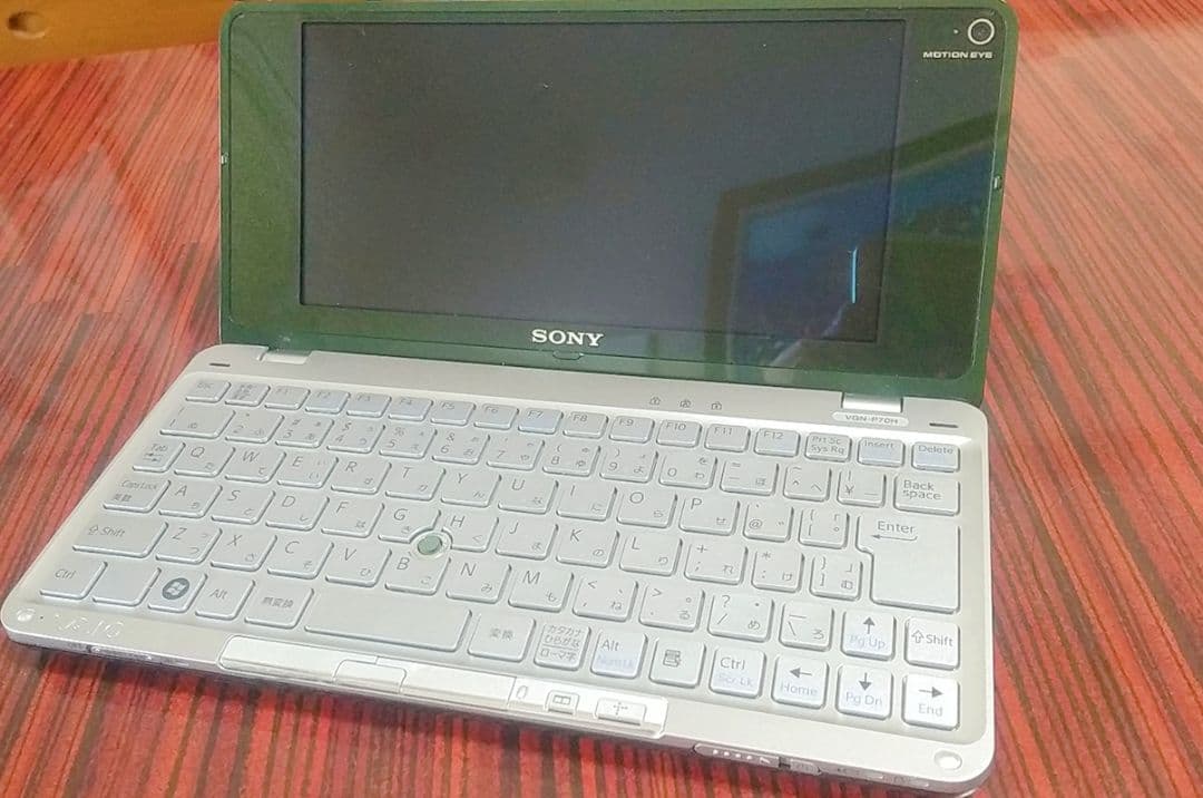 SONY VAIO type P VGN-P70H　ダークグリーン