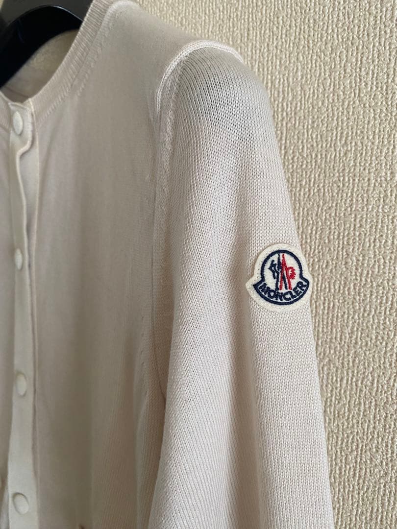 モンクレール　カーディガン