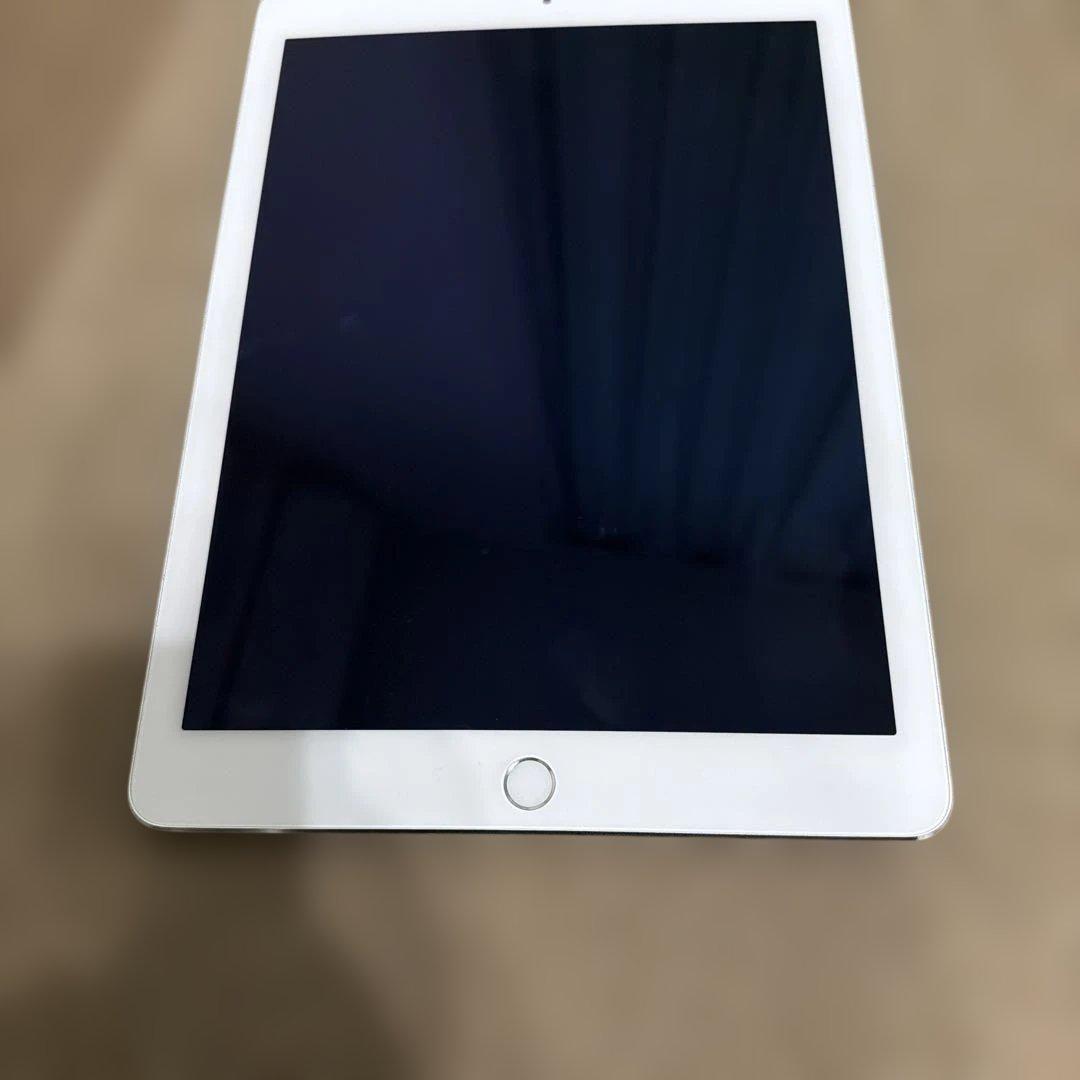 iPad Air 2 128GB/シルバー
