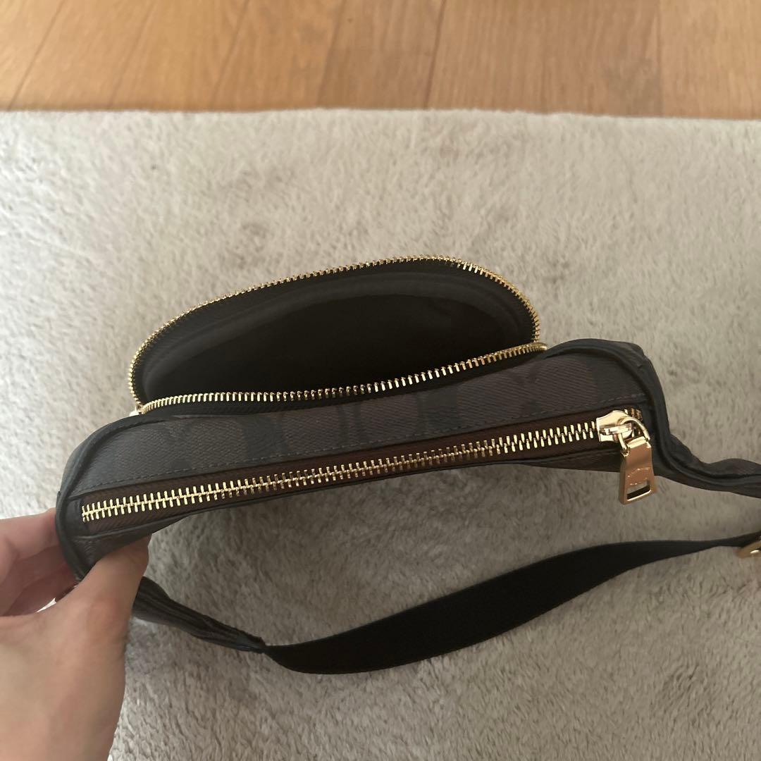 COACH コーチ ボディバッグ 美品