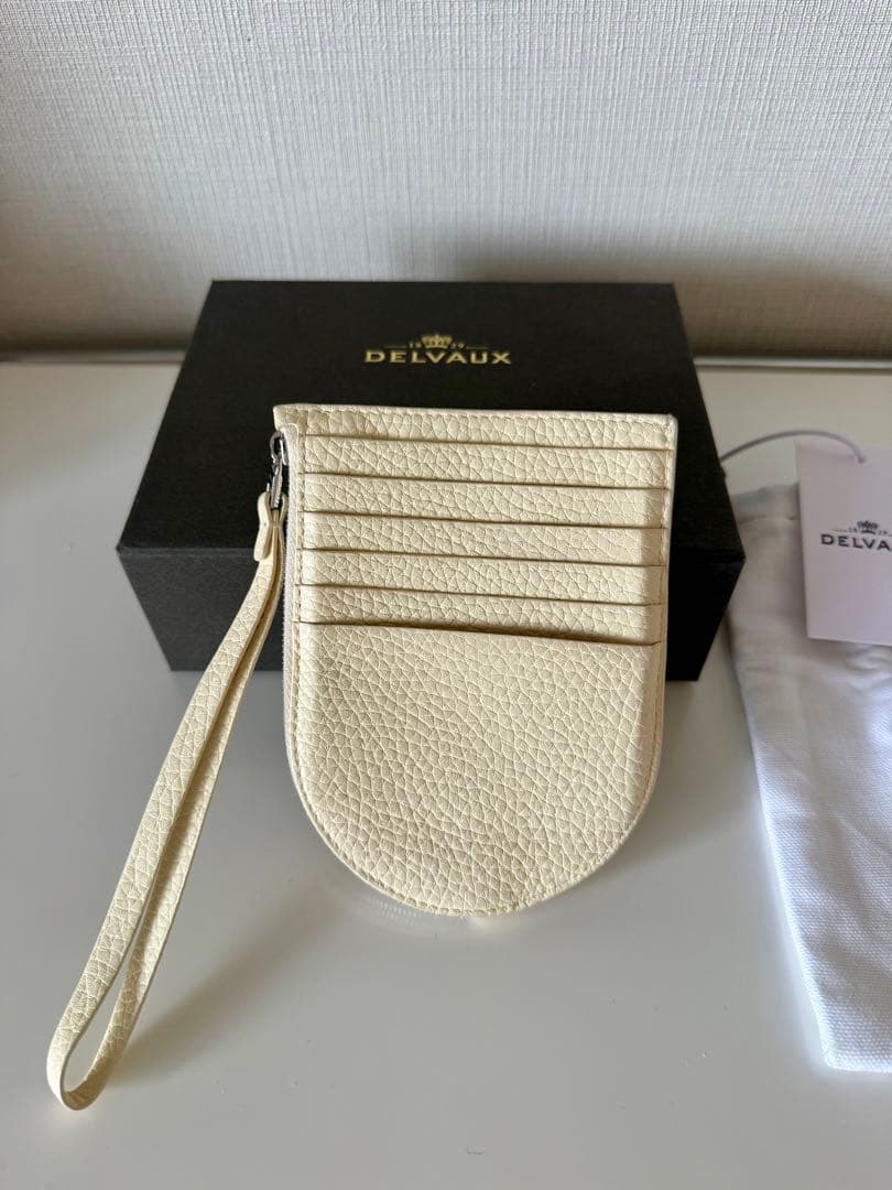 DELVAUX デルヴォー 財布 パンD マルチファンクション　イエロー