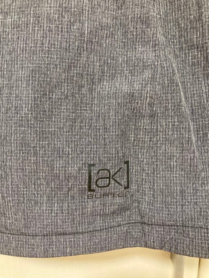 Burton [AK]スノーボードジャケット レディースSサイズ グレー