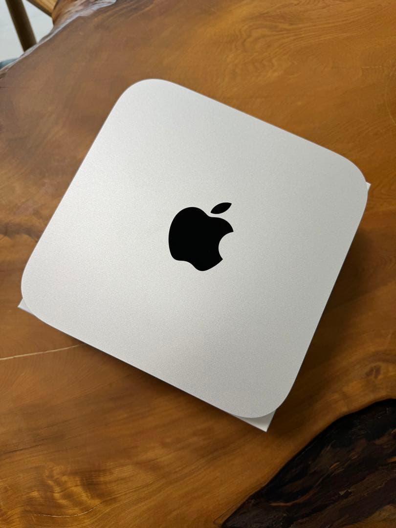 Apple M1 Mac mini　8GB/1TB