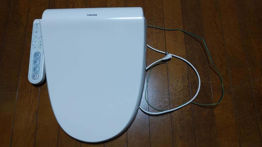 ウォシュレット(東芝温水洗浄便座　瞬間式)