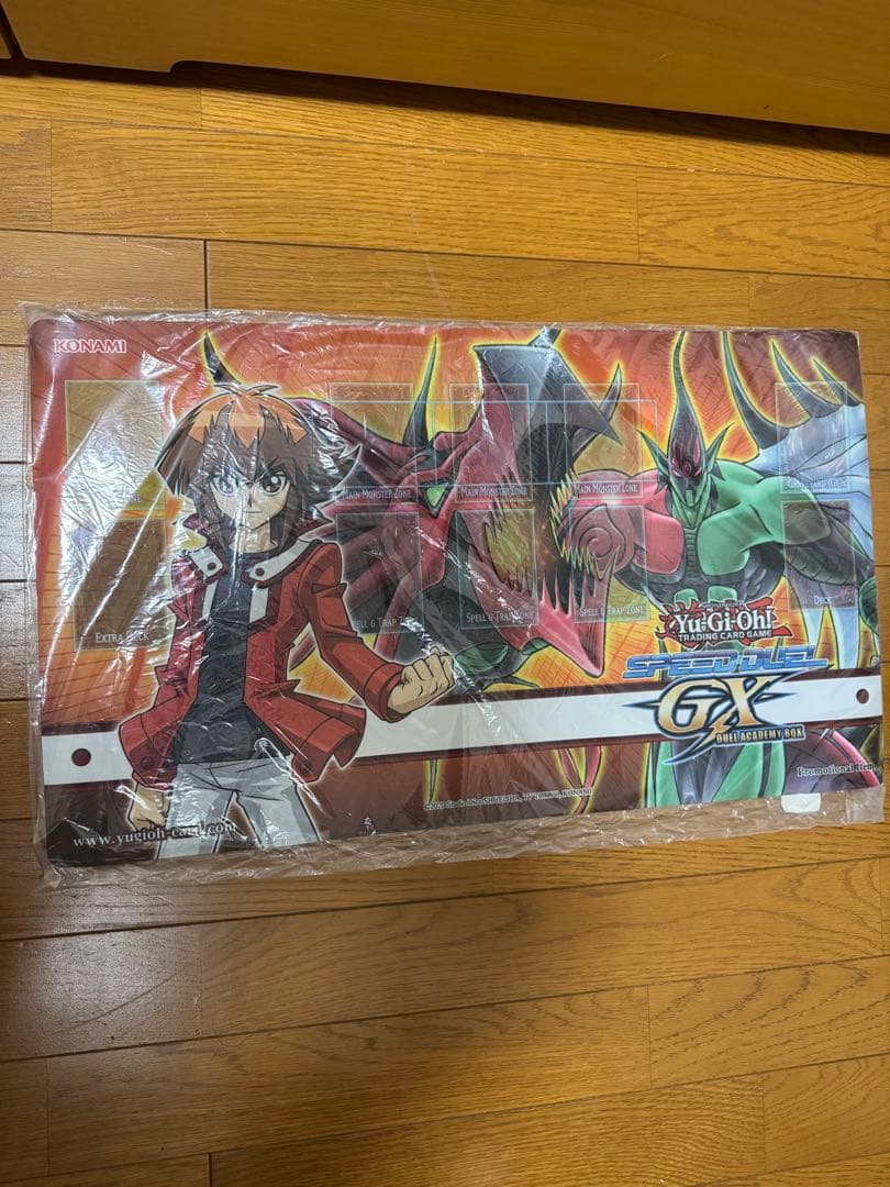 遊戯王　十代&フレイムウィングマン　未開封プレイマット　海外限定