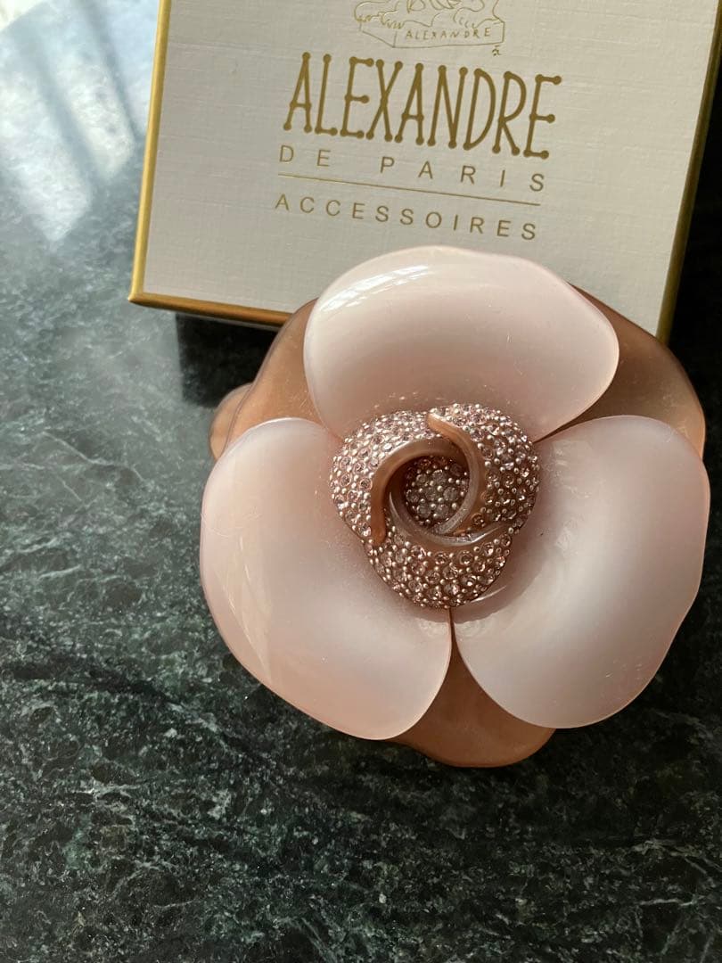 美品　アレクサンドル・ドゥ・パリ　バレッタ　お花