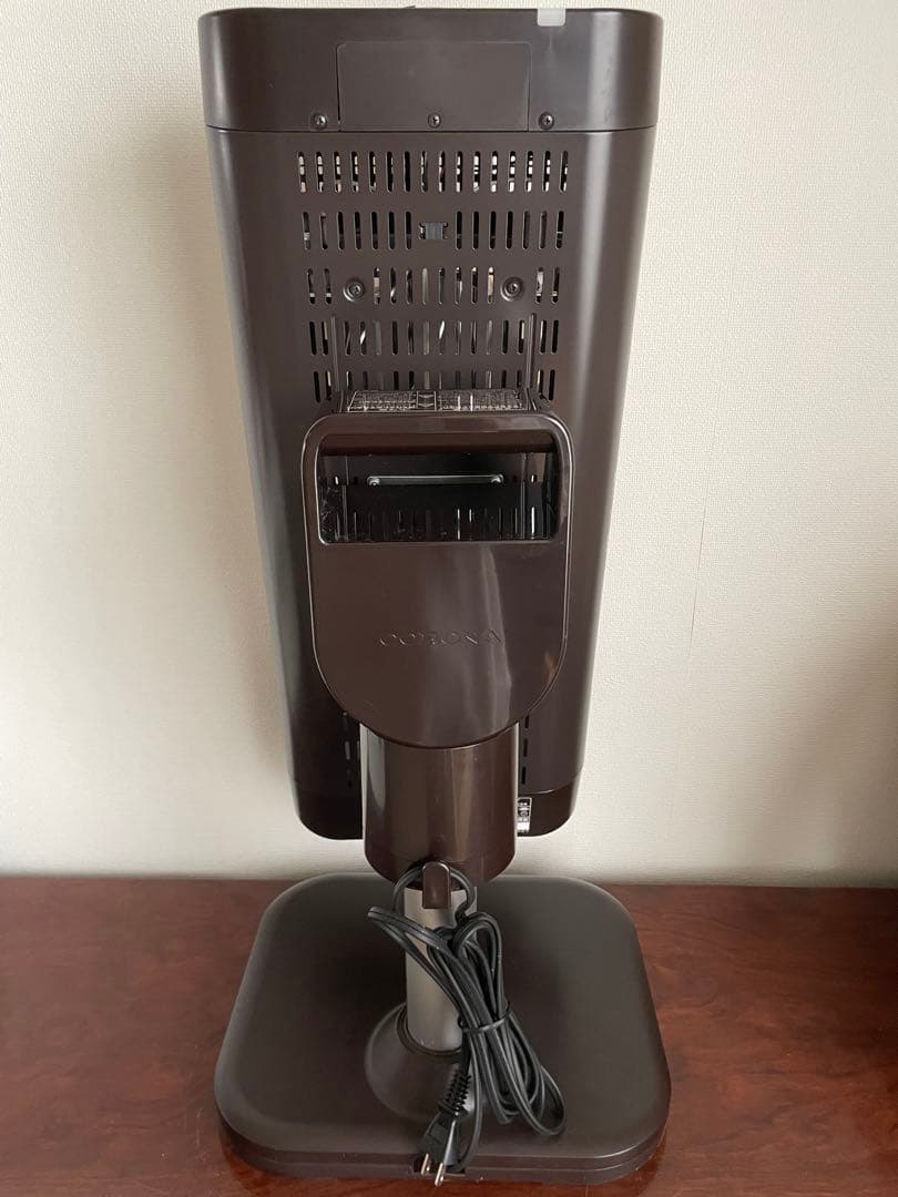 ら*ん様 美品　タワー型電気ヒーター ブラウン　2022年製