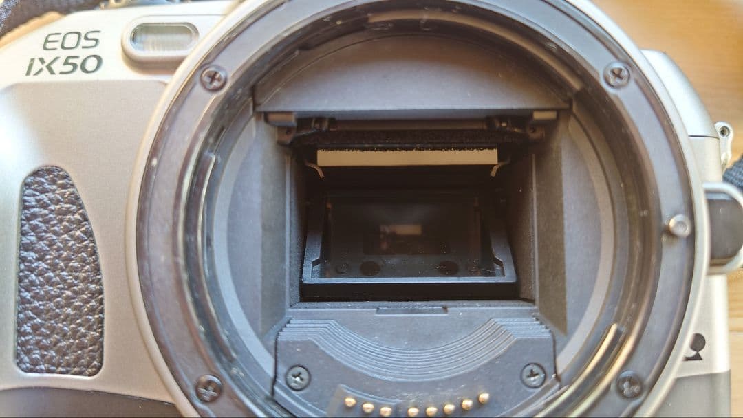 Canon EOS IX50 シルバー