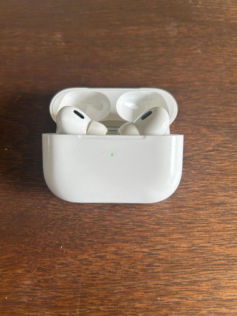 Airpods pro 第2世代　USB-TYPE Ｃ　Apple care付き