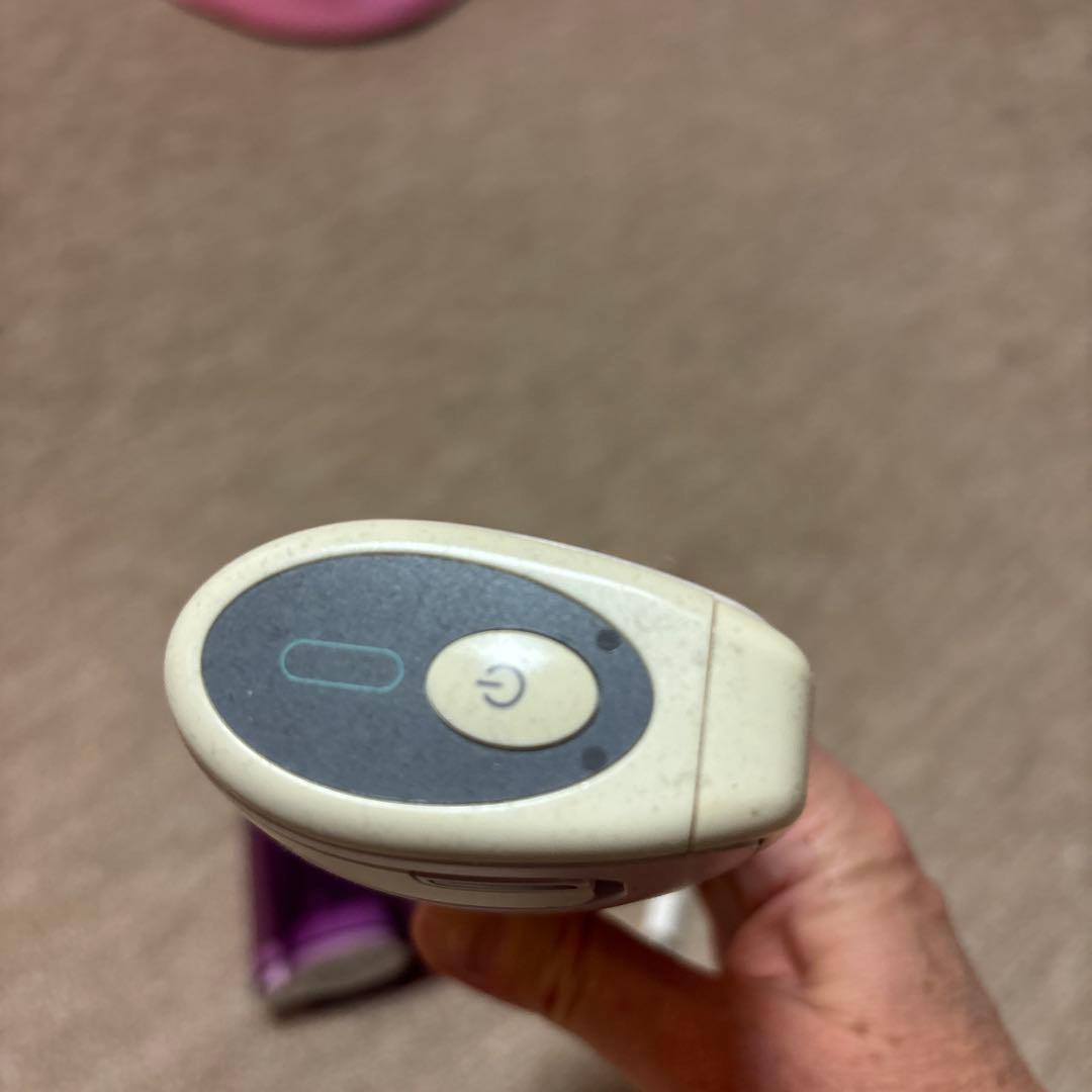 しんしん。ページトリア 美顔器 USB充電　激安価格！さらにお値下げ！