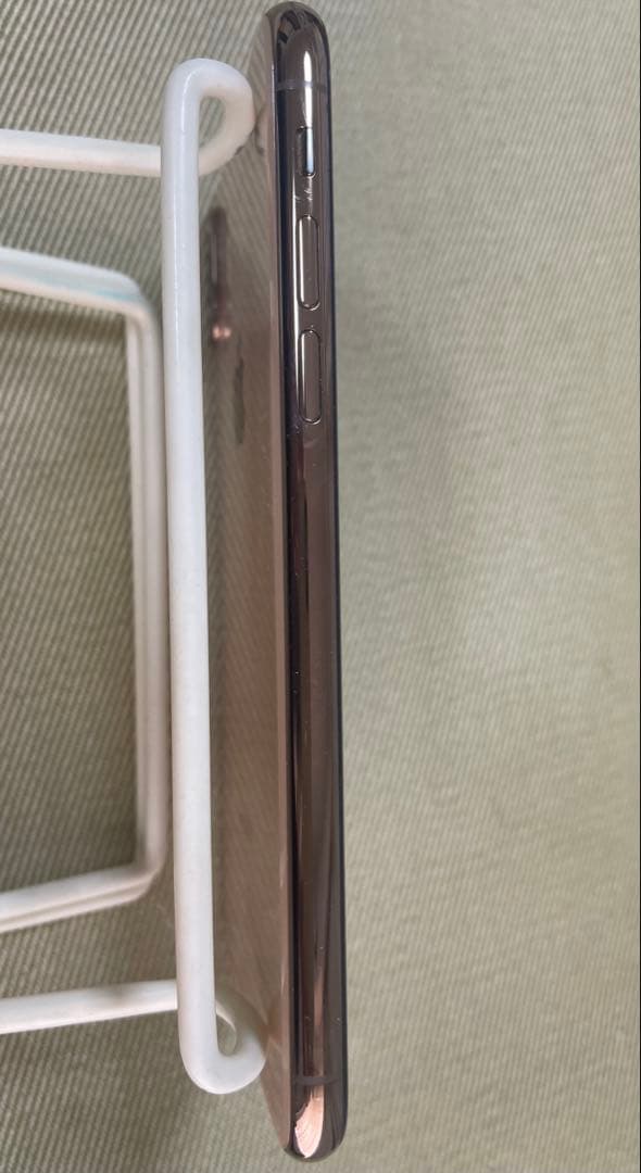 Apple iPhone XS 64GB ゴールド 本体　中古