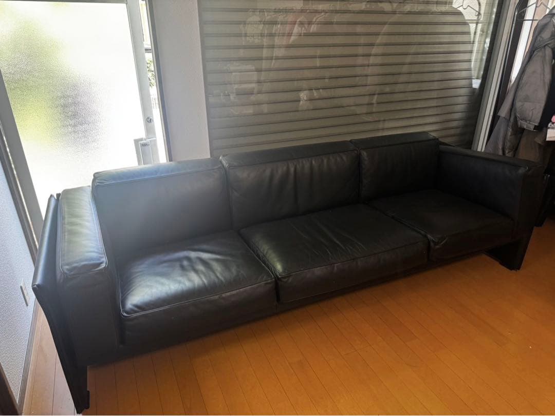 angna　美品 カッシーナ 本革 DUC 3人掛けソファ