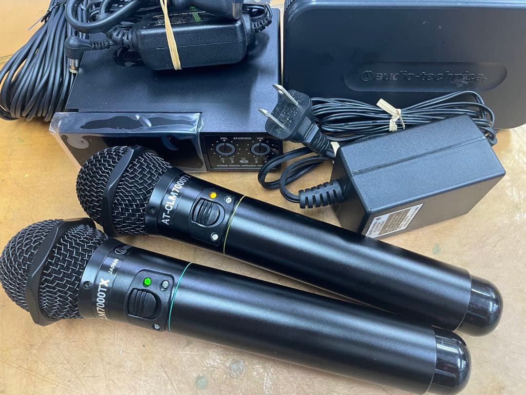 オーディオテクニカ製赤外線ワイヤレスマイクセットCR7000+CLM7000