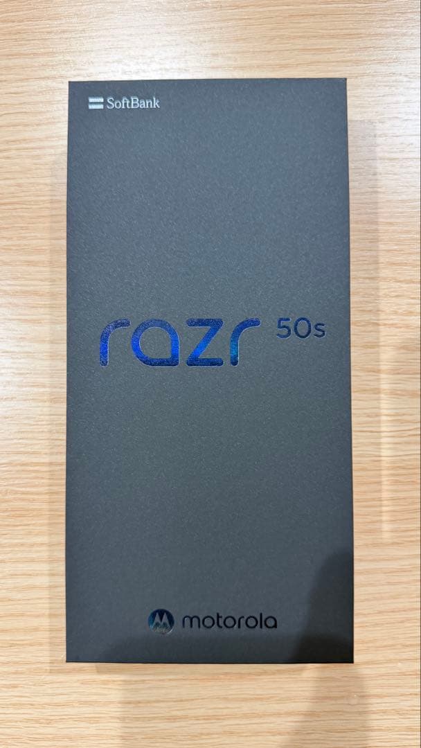 ち*る様 motorola razr 50s 5G SoftBank サンドクリ