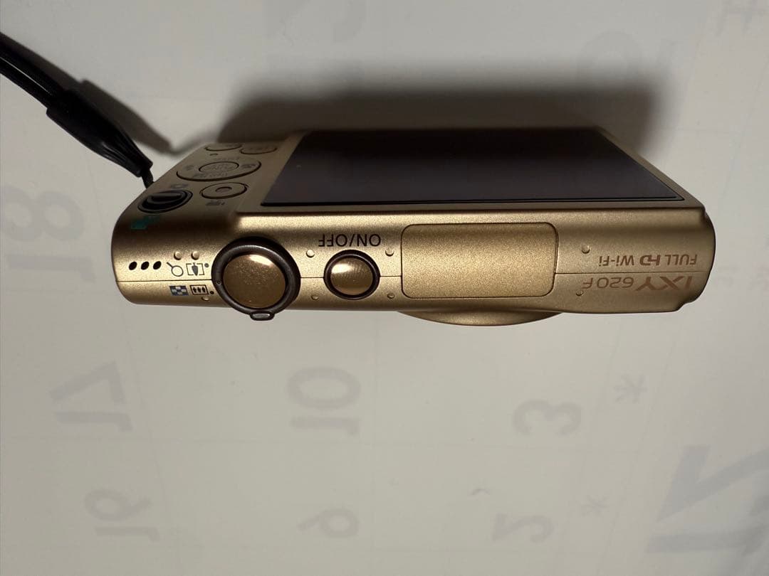 Canon IXY 620F ゴールド