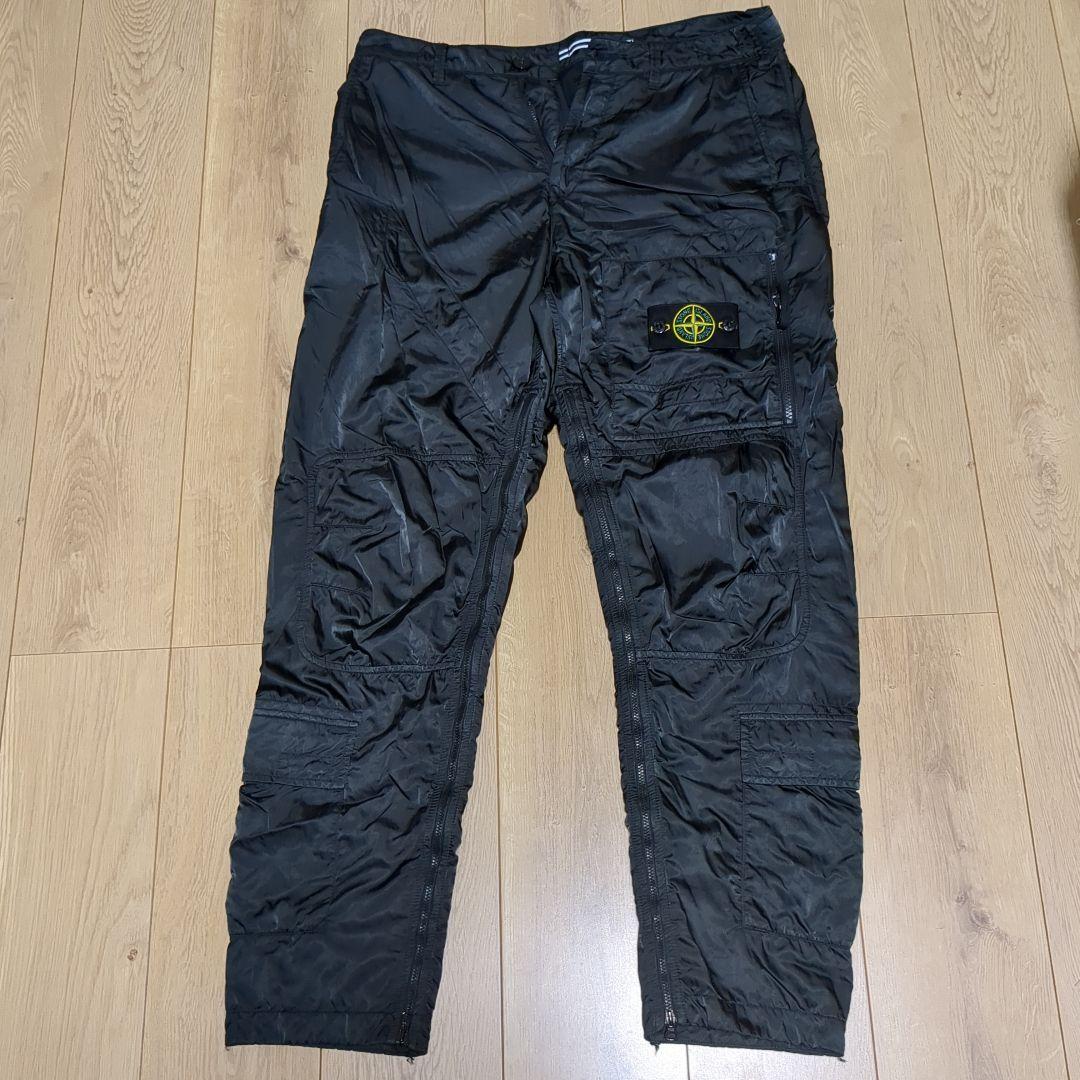 Stone  ストーンアイランド ナイロンパンツ