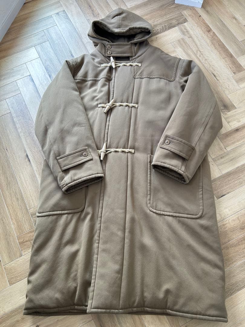 美品　17aw COMOLI ウール中綿ダッフルコート　キャメル　サイズ3