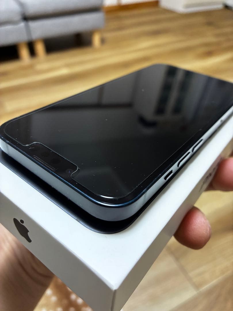 iPhone13 128GB ブラック　美品