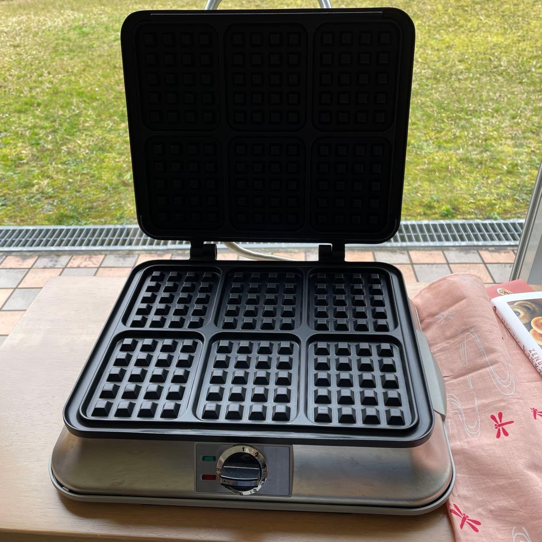 大容量❗️クイジナート ６枚焼きワッフルメーカー WAF-6