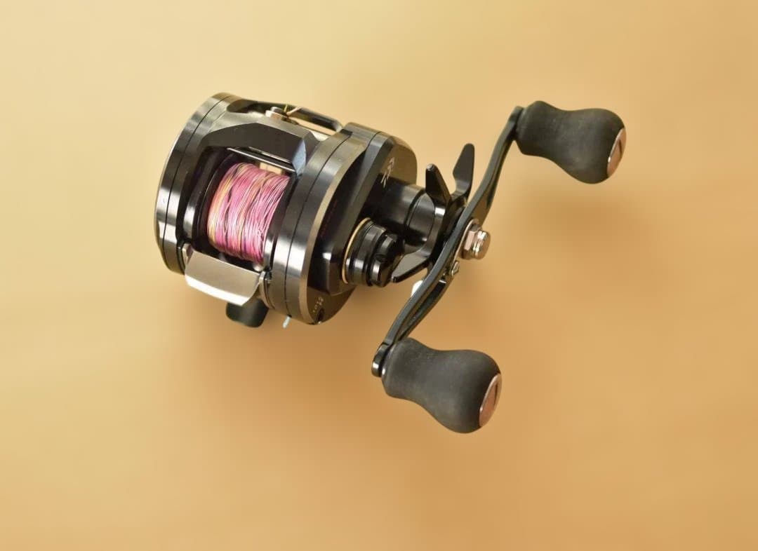 RYOGA 両軸リール 1016H　黒