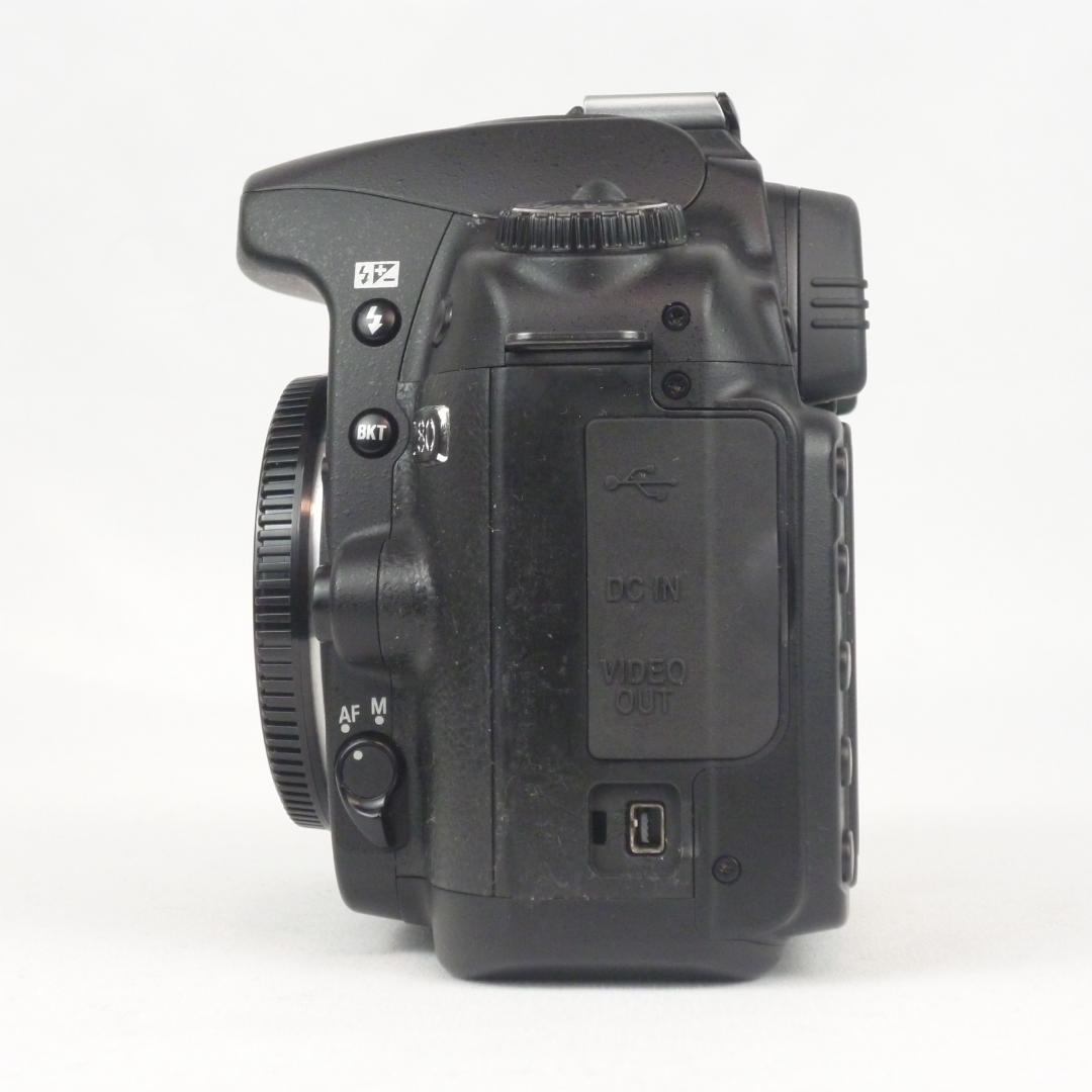 【Nikon】ニコン D80 + タムロンレンズ18-200mm 動作品