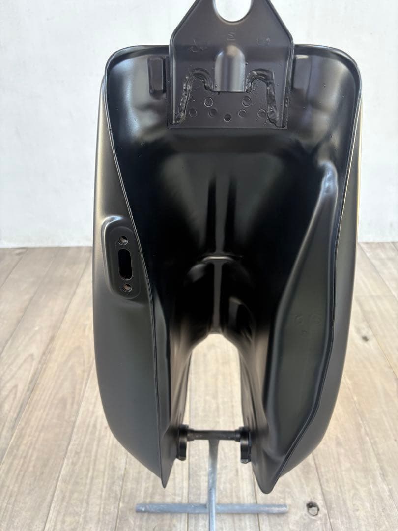 【本日限定値引き】SR400 タンク（マットブラック）　自家塗装