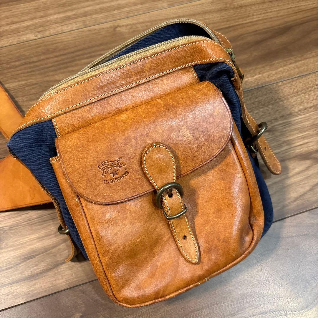 【美品】イルビゾンテ レザー 本革製 ウエストバッグ イタリア製