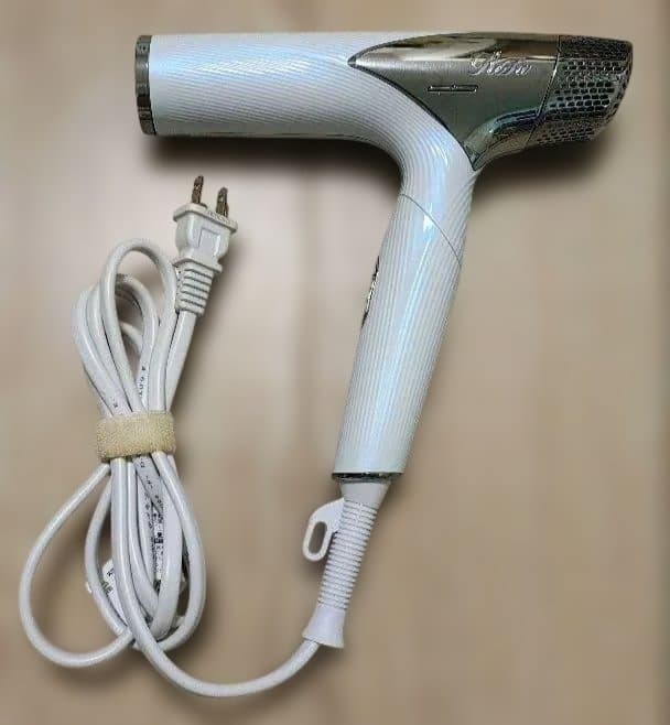 ７日間限定！特別価格！　動作OK！ RE-AN-02A ドライヤー 2024年製