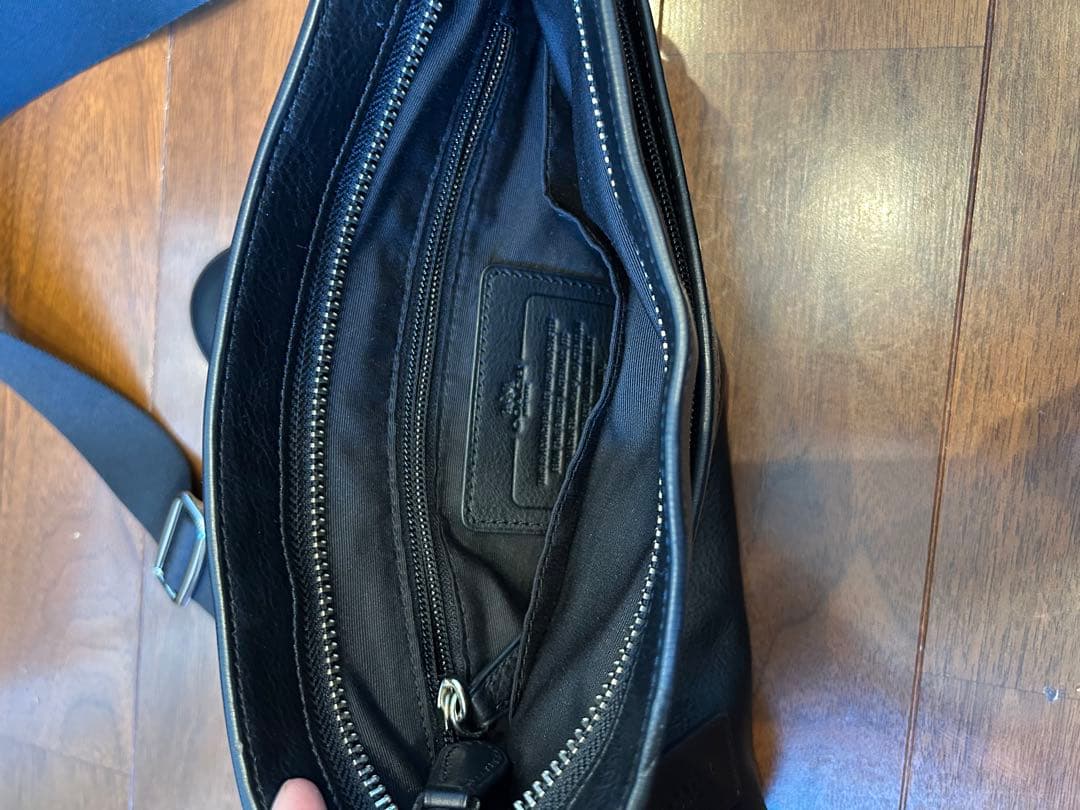 (Rima様用)COACH コーチ 本革 ショルダーバッグ ブラック ロゴ型押し