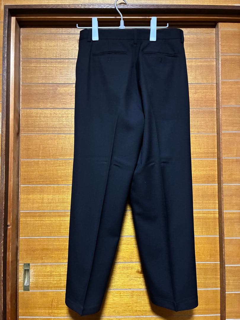 即購入可WIRROW テーパードパンツ