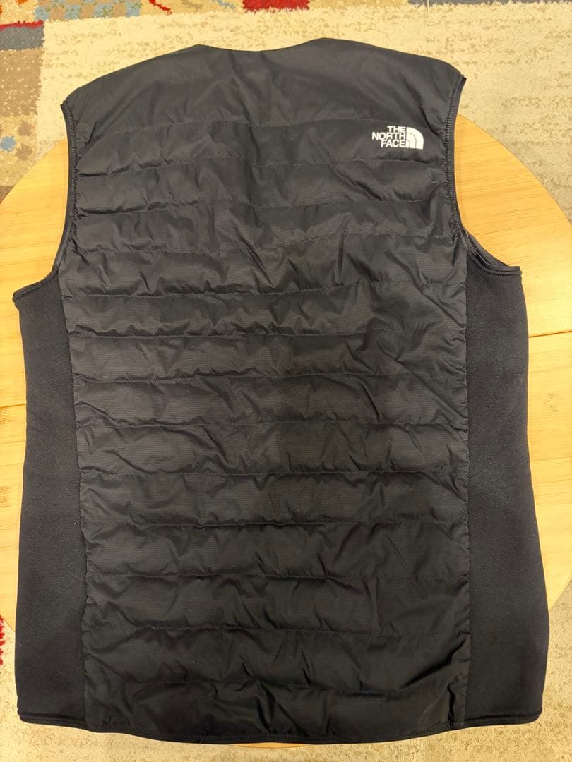 り*け様 THE NORTH FACE ブラックベスト