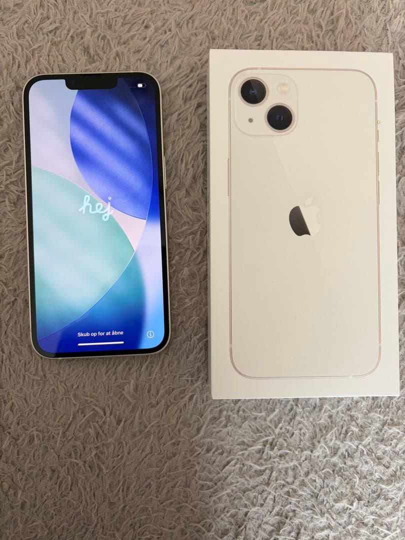 iPhone13 128GB ホワイト(スターライト)